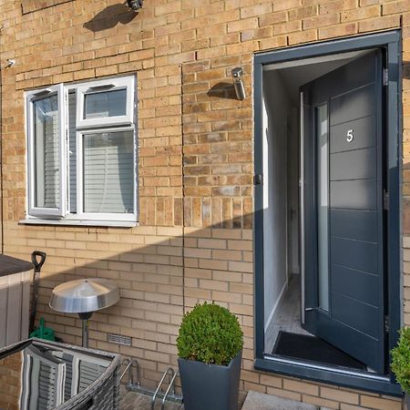 2 Bed Town House With Garden In Hackney, London Apartment Exterior photo