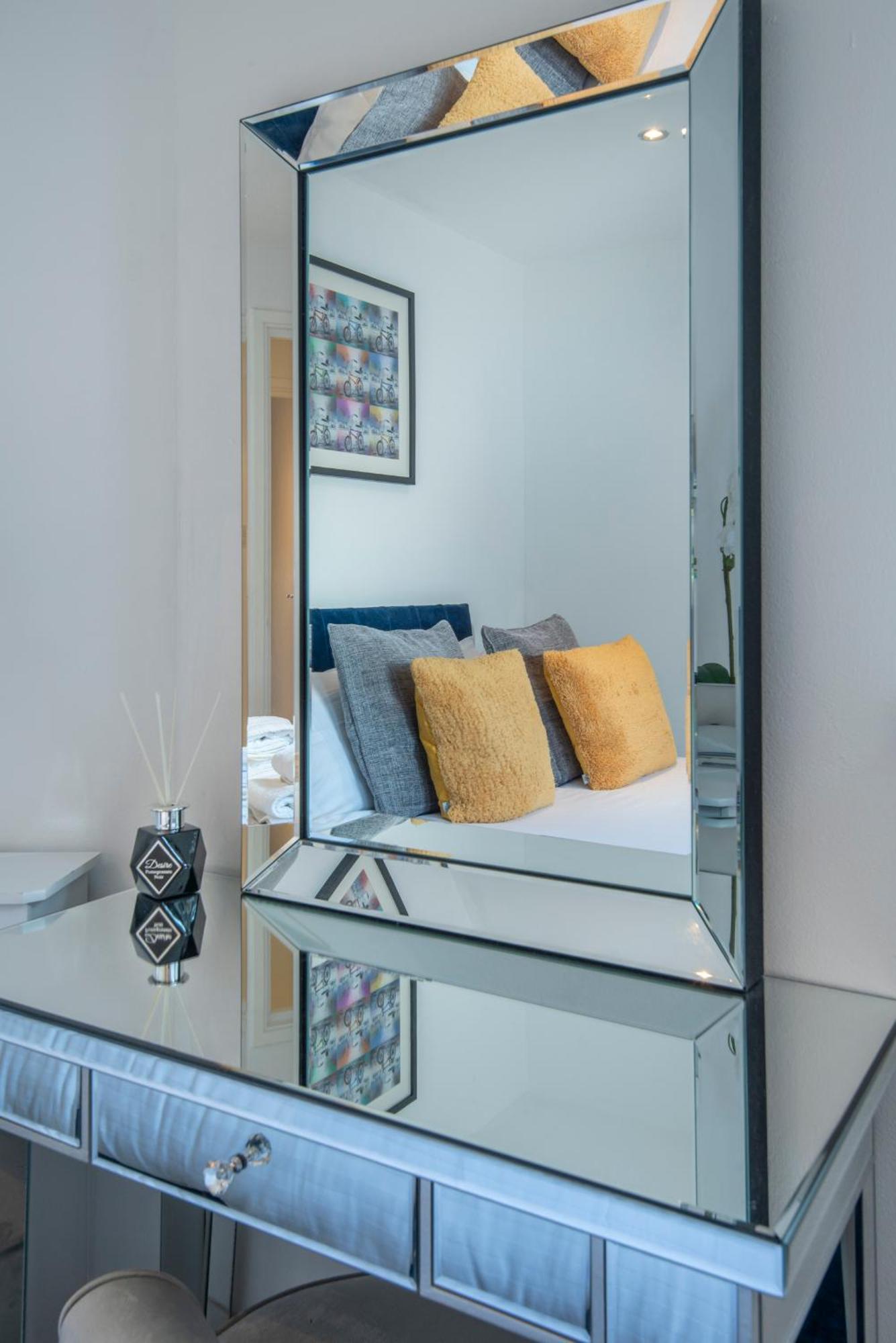 2 Bed Town House With Garden In Hackney, London Apartment Exterior photo