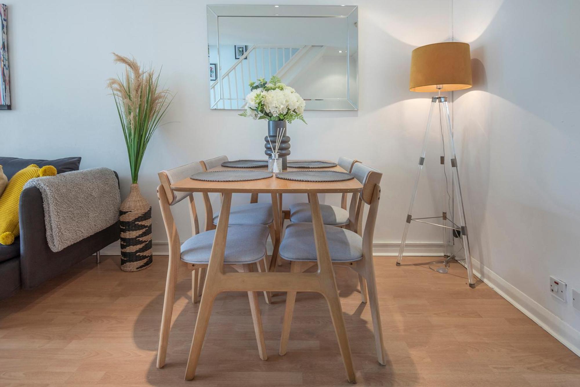 2 Bed Town House With Garden In Hackney, London Apartment Exterior photo