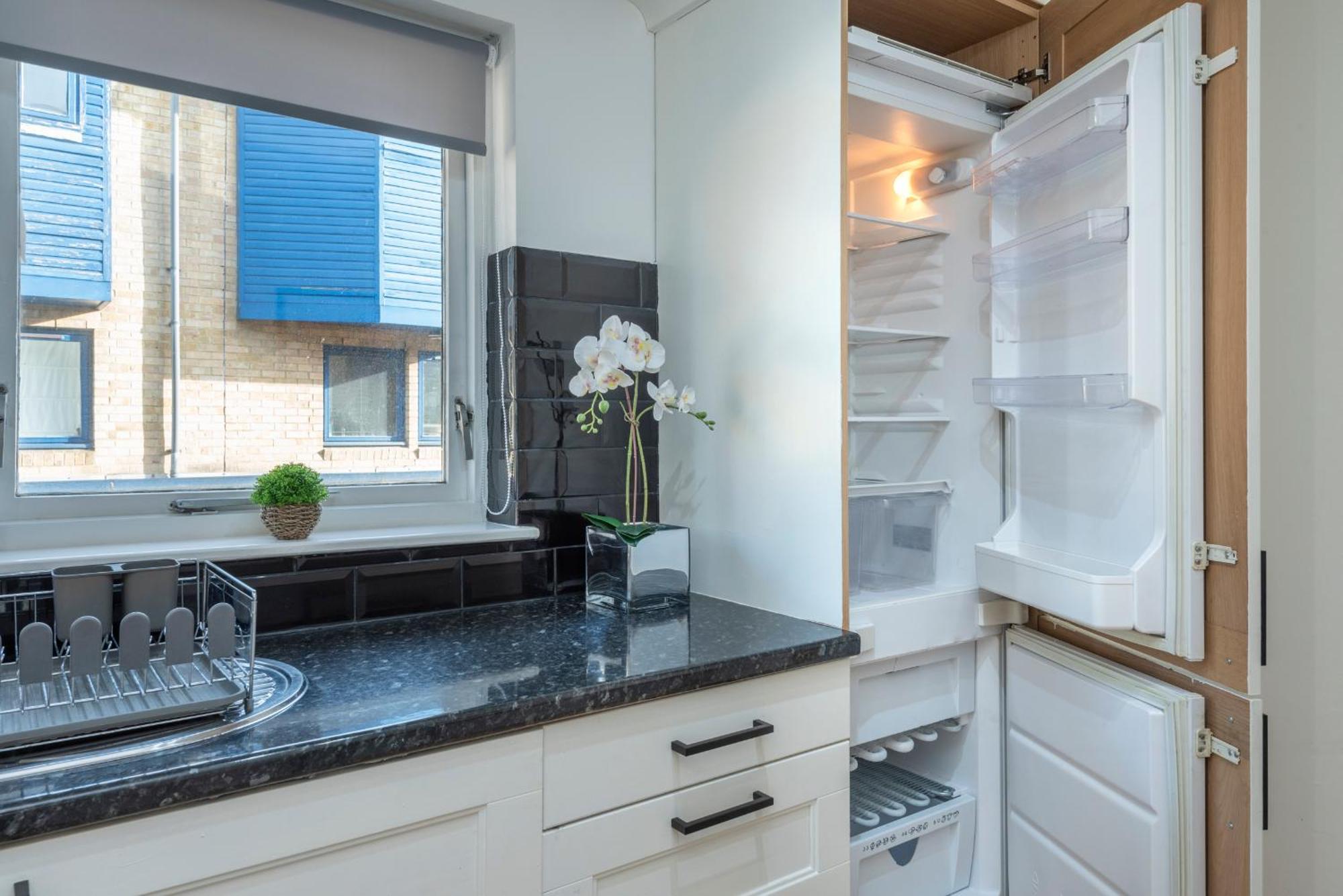 2 Bed Town House With Garden In Hackney, London Apartment Exterior photo